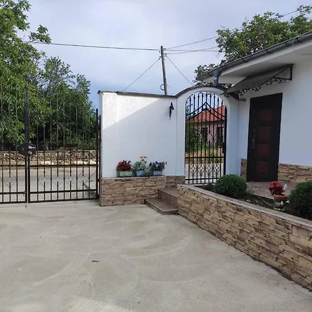 Apartmán Oasis-shabla